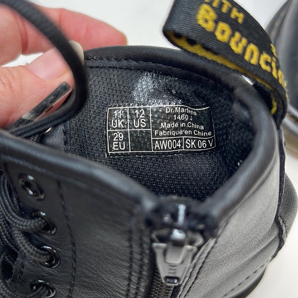 Dr. Martens Kids 1460J Softy T Leather Boots Zippered Side Size 12 - Picture 6 of 8